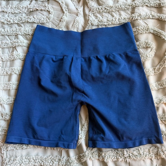 Alphalete amplify shorts - Picture 2 of 2